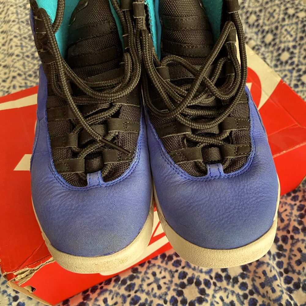 Jordan 10 good condition Sz 4.5 Y